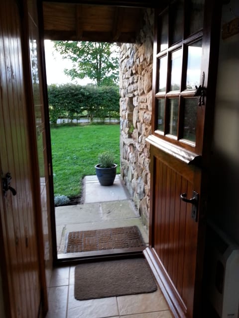 Charming Detached Completely Private Stone Built Open Plan Cosy Retreat For 2 Cottage in Craven District
