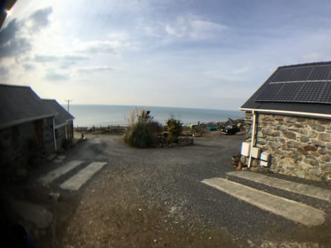 Penty Buwch Free Parking Space and turning circle