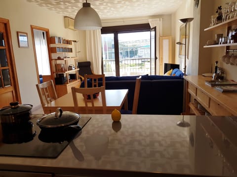 You won't be cut off from the others when you're in the kitchen!