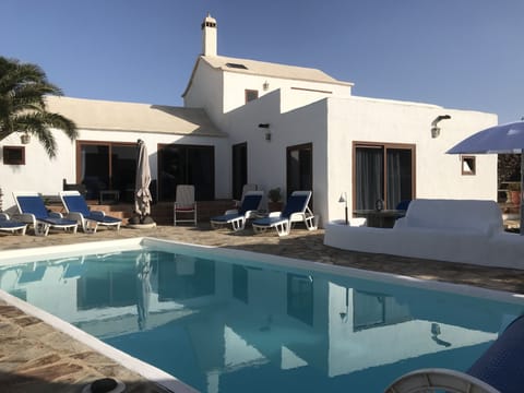 Casa Maja and Pool, terraces’ and seating 