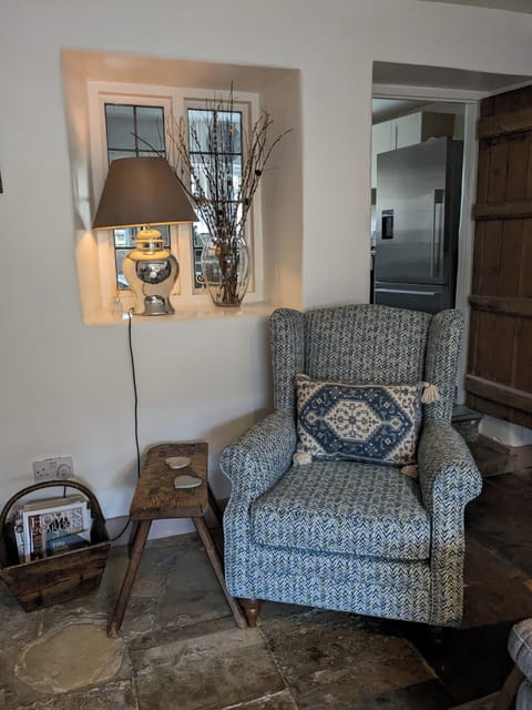 Living room through to kitchen