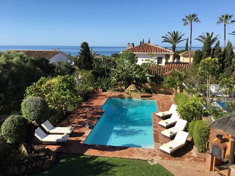 From the first floor terrasse on clear sunsets enjoy views of Morocco ...