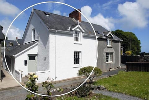 Leyland House, Stackpole Cottage