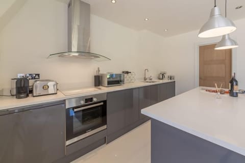 Ground floor: Kitchen