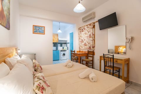 Your private room with toilet, shower, air conditioning, and washing machine.