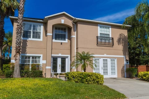 highest standards in Villa luxury 5 bed excutive Villa, no villas behind us 