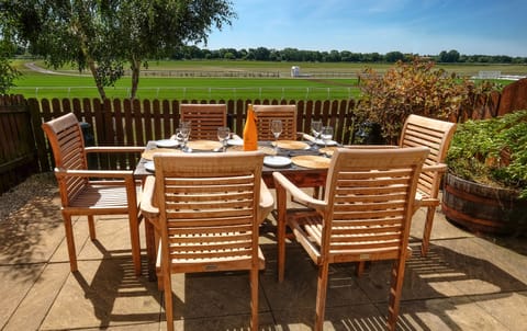 The best location in Stratford, right on the racecourse, with a great view