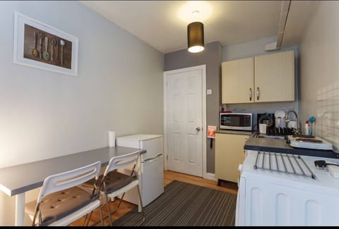 Apartment, 1 Double Bed, Non Smoking, Ground Floor | Private kitchen | Fridge, microwave, coffee/tea maker, electric kettle