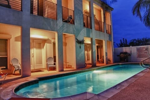 Private Back Yard with Pool