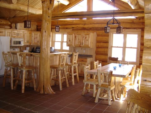 Well equipped kitchen and beautiful dining area. 