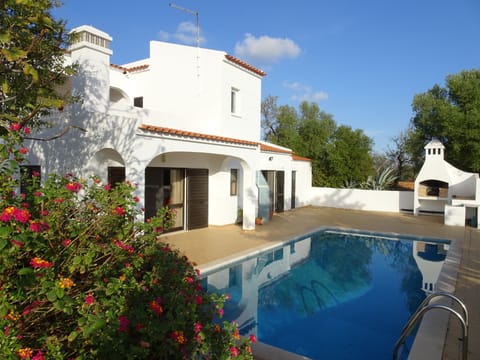 Private pool & BBQ, not overlooked by any other properties.