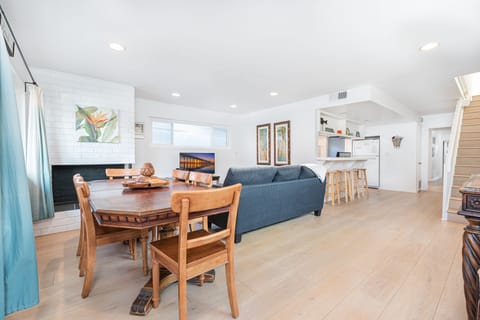 The open floor plan makes group hangouts a breeze.
                