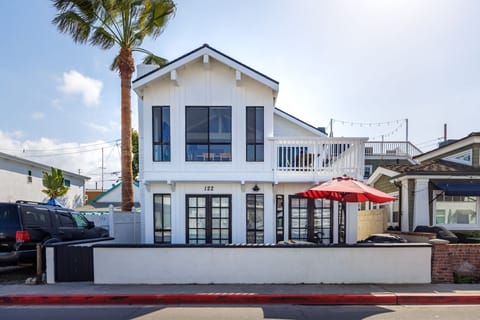 Welcome to your Newport Beach getaway, this beautifully updated coastal home is just steps from 44th Street Beach!