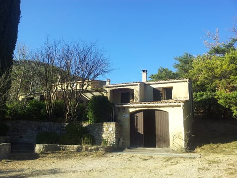 Overview of the house (in winter)