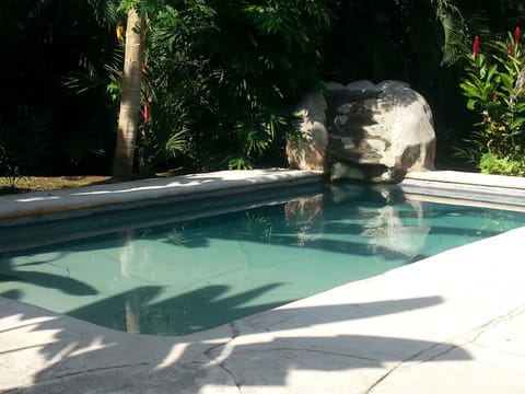 www.casamagdalenacahuita.com