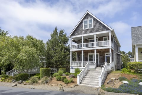 Experience four levels of comfort, entertainment, and coastal charm, perfect for your next family vacation!