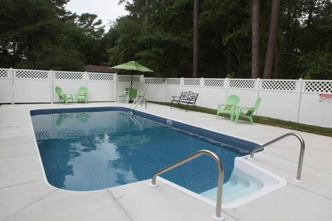 32 X  14 foot inground pool