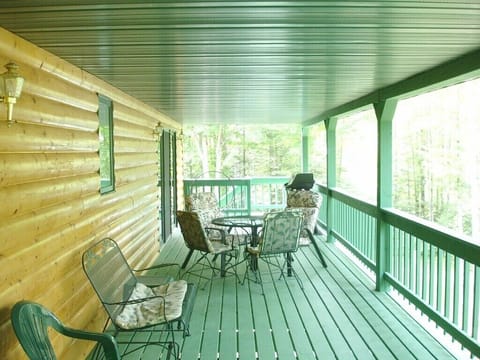 Full length deck overlooking water