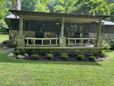 Waterstone Cottage