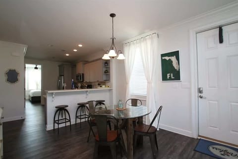 Dining Area by Breakfast Bar