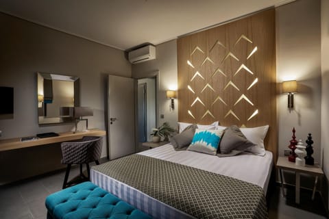 1 bedroom, premium bedding, down comforters, minibar