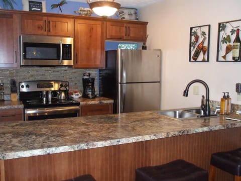 Beautiful fully-equipped Kitchen