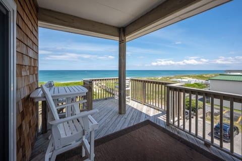 Oceanfront Deck at Ocean Vistas