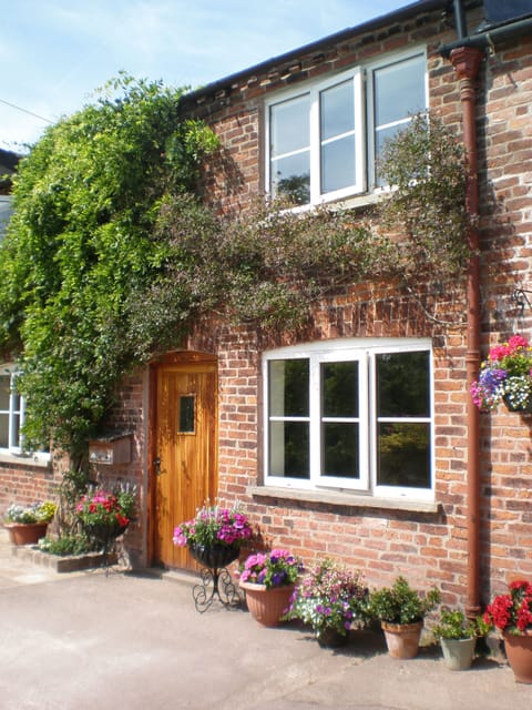 Farmhouse Cottage