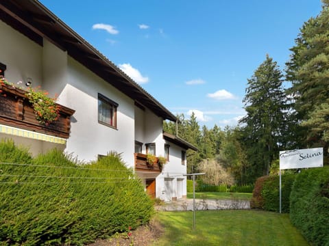 Property, House, Building, Sky, Natural Landscape, Architecture, Real Estate, Residential Area, Home, Cottage