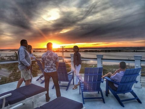 Rooftop deck with intracoastal views