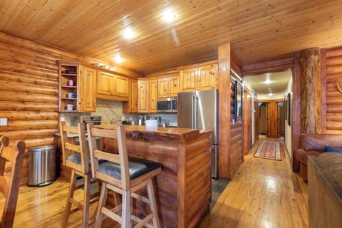 The kitchen w/ breakfast bar will be your casual focal area while serving snacks