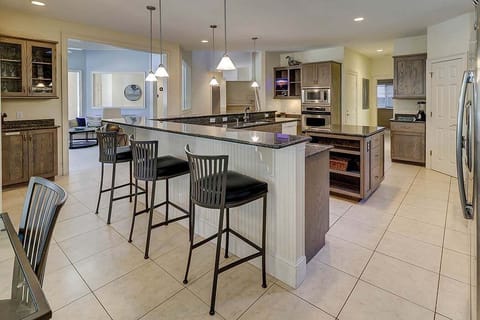 Bella Luce - Vacation Rentals by Five Star Properties