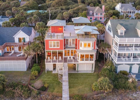 Luxury Oceanfront Vacation Home in Folly Beach– Stunning coastal architecture with direct beach access.