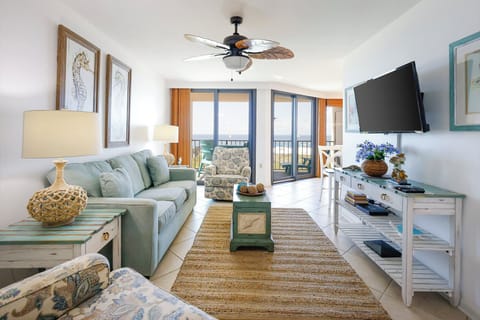 Phoenix III 3013, Orange Beach, Alabama, beach front, 1 bedroom condominium on the 1st floor