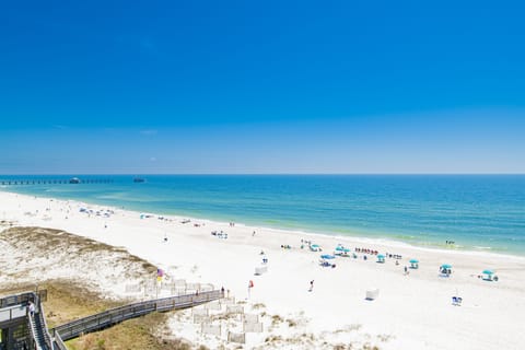 7th floor direct beach view