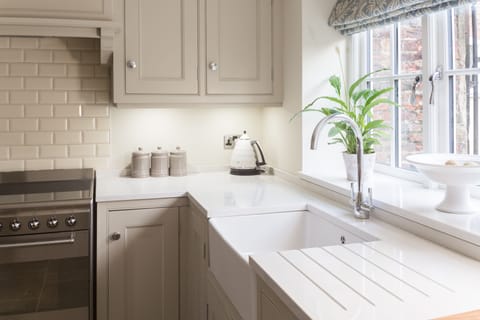 The kitchen with belfast sink