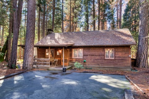 Creekside Cabin