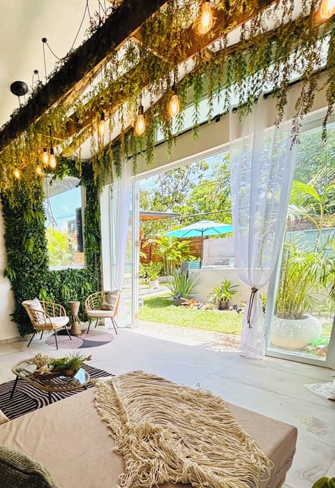 Cozy Enclosed Terrace