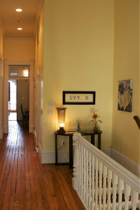 Stairtop entrance