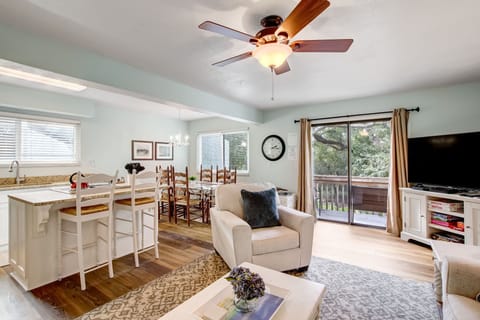 Beautifully Decorated Living Area with Large Sectional and Flat Screen TV (Smart TV with Apple TV device)