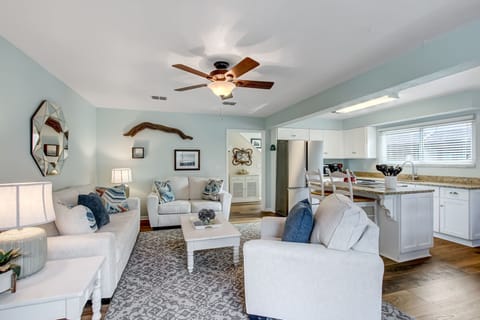 Beautifully Decorated Living Area with Large Sectional and Flat Screen TV (Smart TV with Apple TV device)