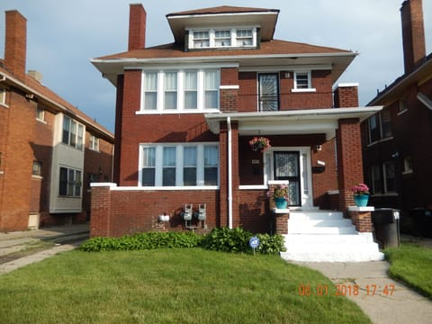 Beautifully renovated historic home for your Detroit visit.