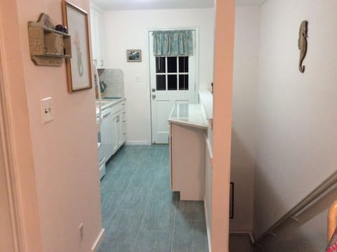 Deceiving colors from lighting.  