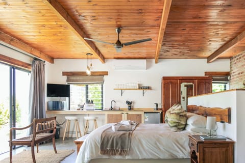 Minibar, in-room safe, desk, blackout drapes