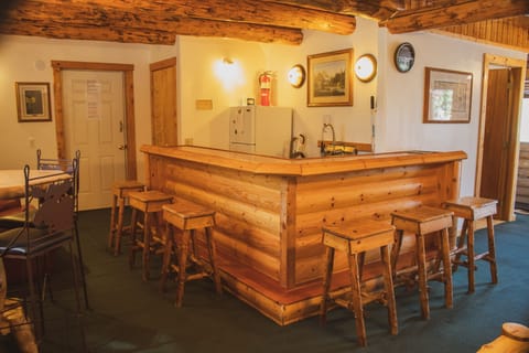 Lots of room to visit or play games.