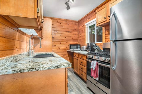 Imagine the money saved cooking home made meals in the fully equipped kitchen