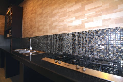 5 bedroom villa with Private Pool