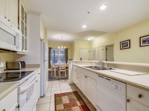 Kitchen at 108 North Shore Place
