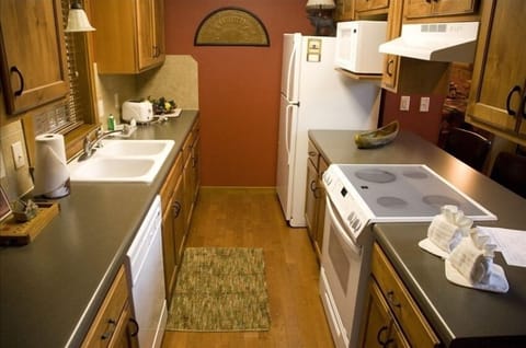 Full Kitchen with Utensils