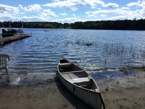 Use the canoe or the paddleboat (provided) for exploring or fishing!